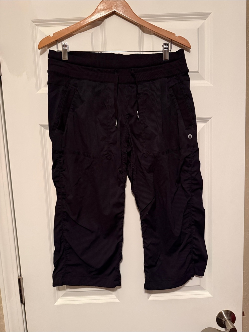 lululemon Dance Studio Black Cropped Track Capri Joggers